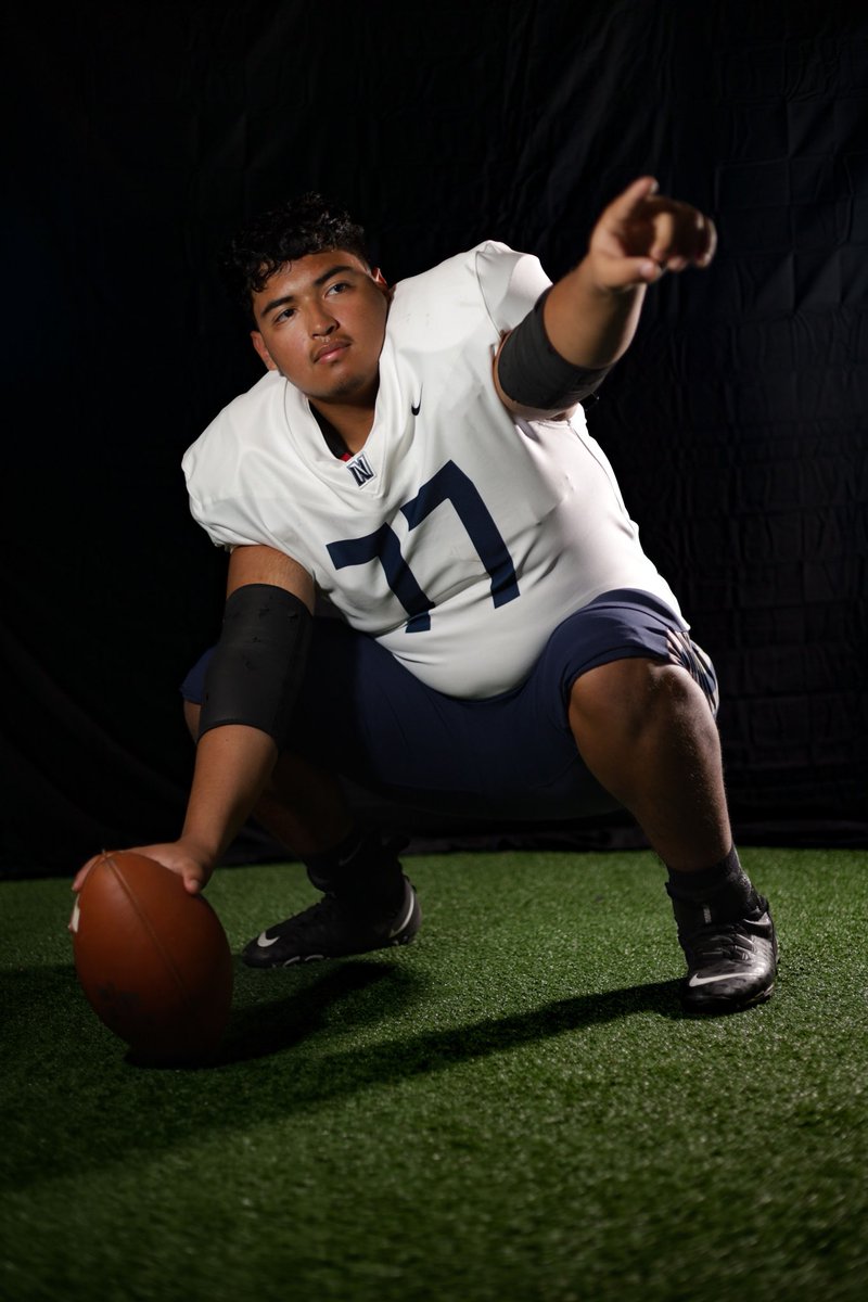 NimitzFootball1 tweet picture