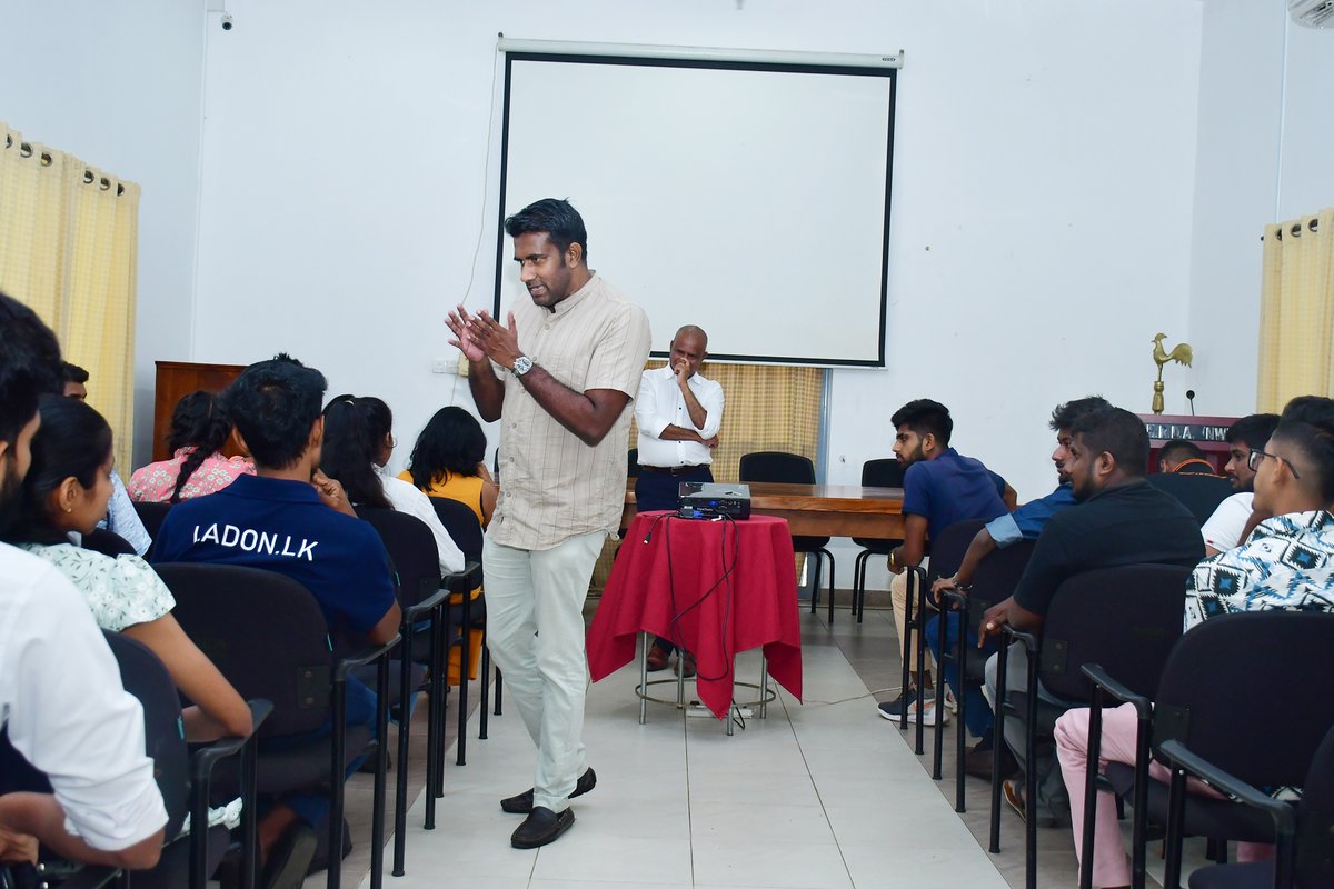 srusrilanka's tweet photo. 🔴SOERU facilitated a workshop  with the youth leaders of Kurunagale district. The objective of the workshop is to discuss economic and social reforms, as well as the restructuring of state-owned enterprises.The workshop will provide a platform for young people to comprehend complex concepts through activities, present their ideas and questions, and collectively discuss how the country's economy and society should be organized.
@milindarj @gen_sl @advocatalk @dhananath @PandithaNamini @rasikajy 
Updates of SOERU - https://t.co/TYdkNshTY9
#SriLanka #lka #soereforms