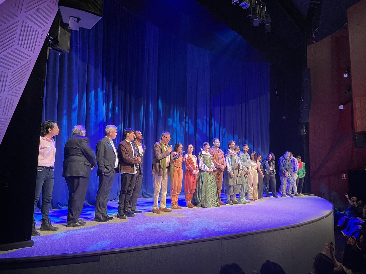 ¡Gracias por acompañarnos hoy en el gran estreno de #LaTernura 😍, los esperamos con más amor en las funciones del viernes, sábado y domingo en el N. Teatro Libanés!