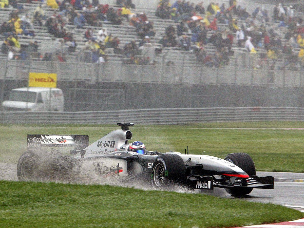 2003 CANADA Kimi Raikkonen, McLaren-Mercedes MP4-17D, Montreal #F1