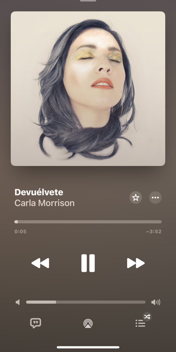 lucy_cgl's tweet image. Fueron tan pocos días
Conocí tu manera de amar
Eras tú todo lo que yo siempre me quise encontrar
No supe cómo medir
Me entregué sin pensar en que si
Eras un peligro, si yo era alguien para ti