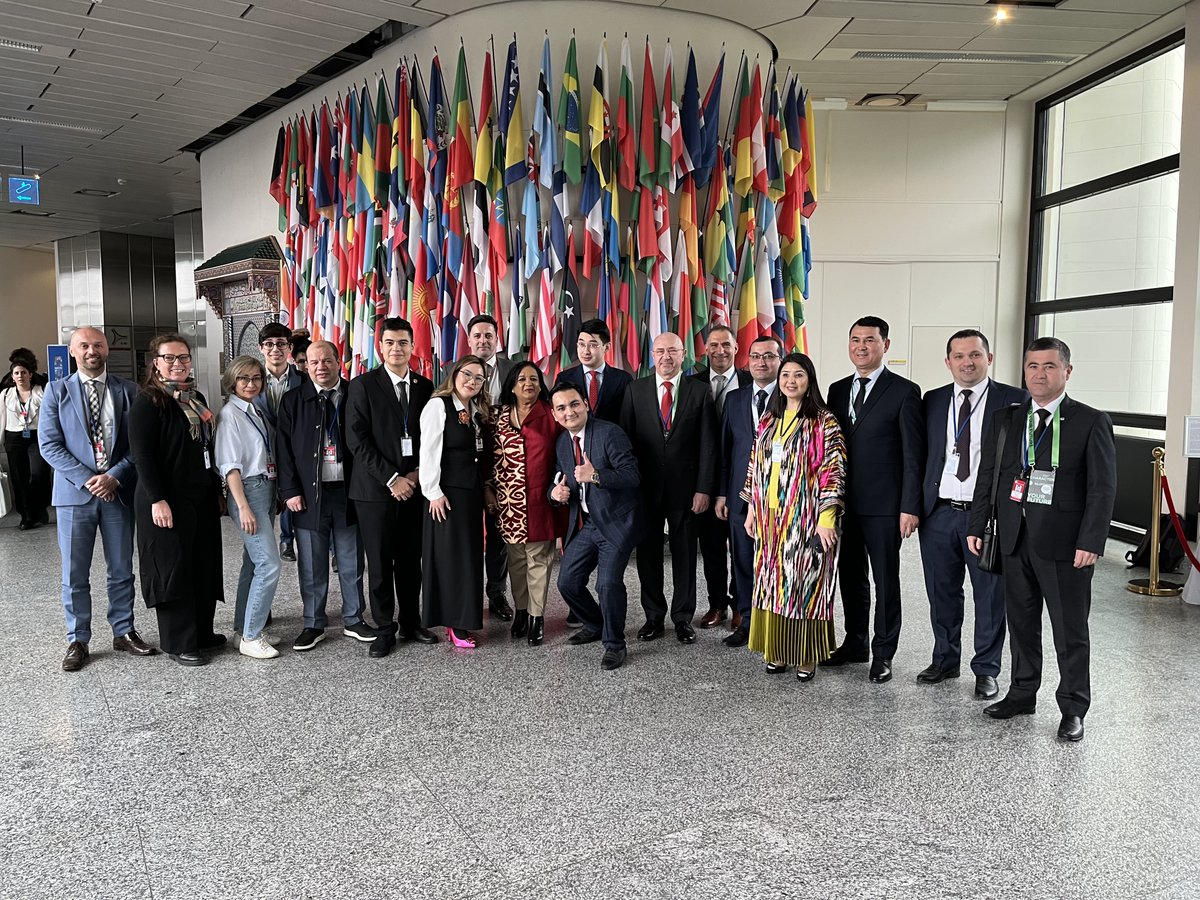 Empowering youth to prevent drug use! 🌍 Over 100 participants joined @UNODC's event with @mfa_russia support, discussing strategies for Central Asia and beyond. Key focus: early intervention and a youth network for sharing ideas and experiences #DrugPrevention #YouthEmpowerment