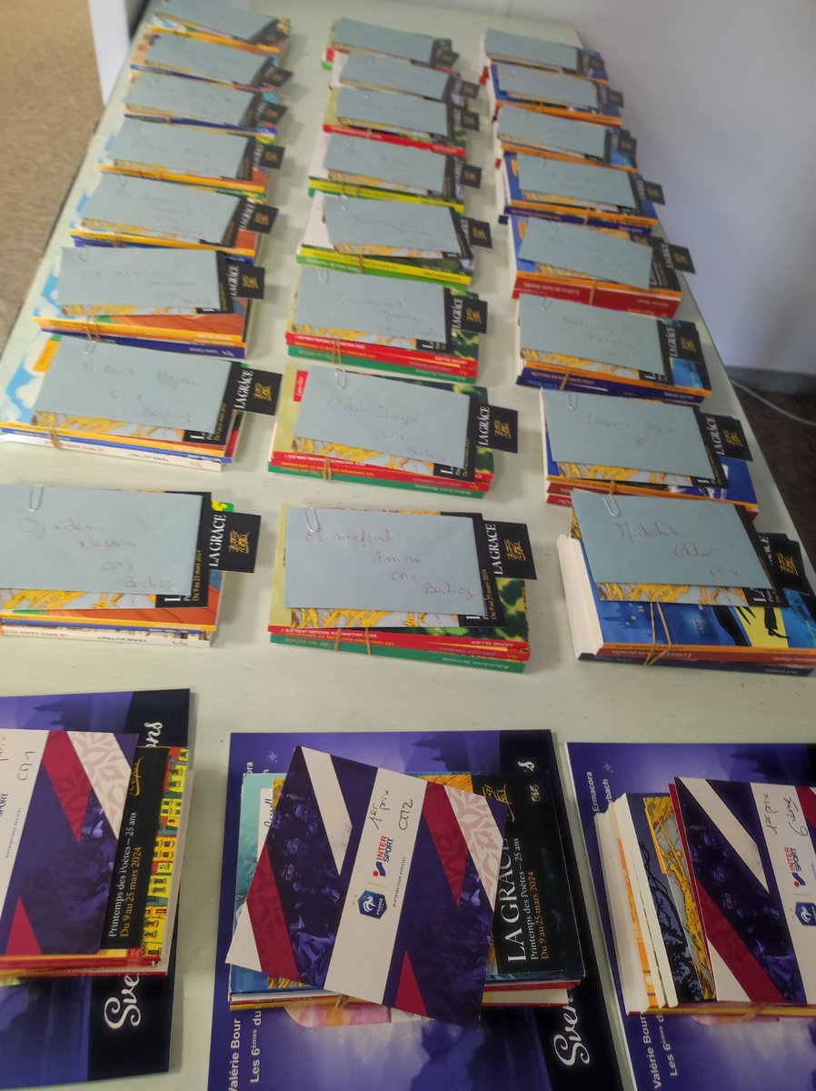 Cite_educBehren's tweet image. Printemps des poètes Concours de récitation ⏩cycle 3 ⏩Finale Bravo aux 12 classes de cycle 3 du réseau #liaison #oralite  #eloquence  @CelinePlontz_M @dcauretxx @Dsden57 @FredGuyot3007 @JF_Bonasso @GregoryPremon @KratzMagali @nellybodo @RLaganier @daac_nancy_metz @EacSeylat