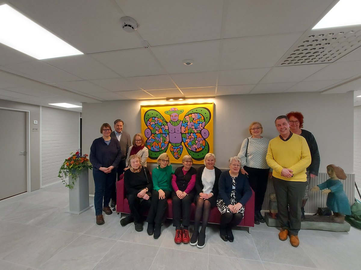 Miina Sillanpään seuran kokouksessa Aura Korpi-Tommola puhui Miina Sillanpäästä rauhan ja yhteistyön rakentajana ja <a href="/RitvaViljanen/">Ritva Viljanen</a> kansalaisyhteiskunnasta sosiaalisen turvallisuuden rakentajina.Nyt tarvitaan rauhan ja sosiaalisen turvallisuuden rakentajia!
@Ensi_turvakodit #ETKL