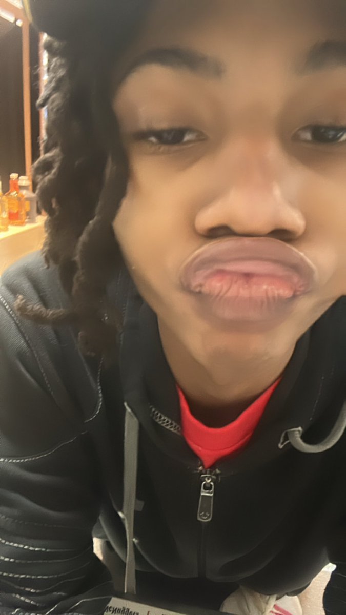 itz_anthony5's tweet image. me dumpppp