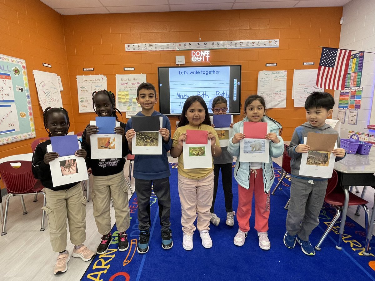 Is it a mammal? Is it an amphibian? Can it fly? Does it lay eggs? What animal is it? Otterly amazing otter pups creating riddles. ❤️🦦