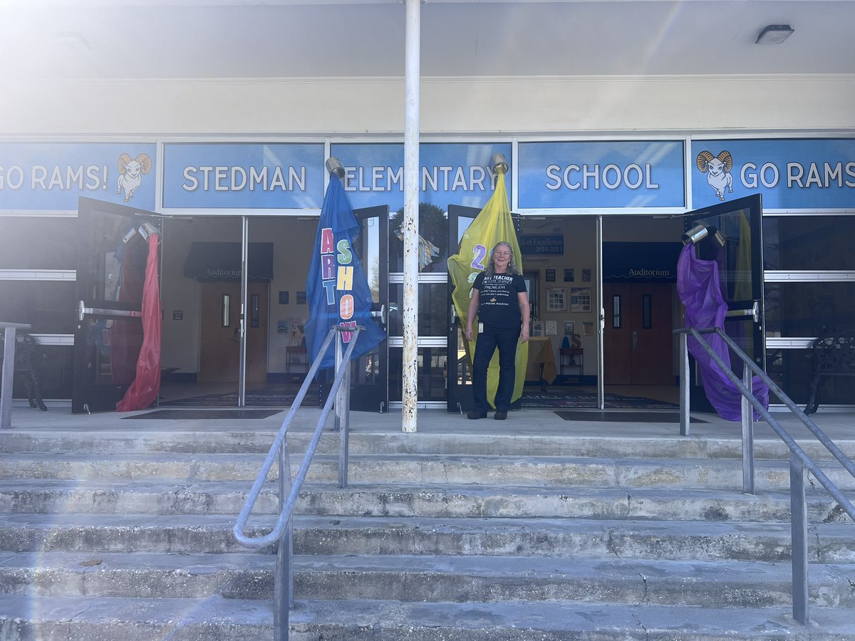 StedmanRams's tweet photo. Thank you for our very first art show success! Congratulations to our art teacher Mrs. Gardner for an amazing show! More pictures to come on our Facebook page.
#CumberlandStrong #StedmanElementaryNC #FirstArtShow #SharetheGood @CumberlandCoSch @CCSSuptConnelly @CCSArtsEd https://t.co/3xqT7G3LHc