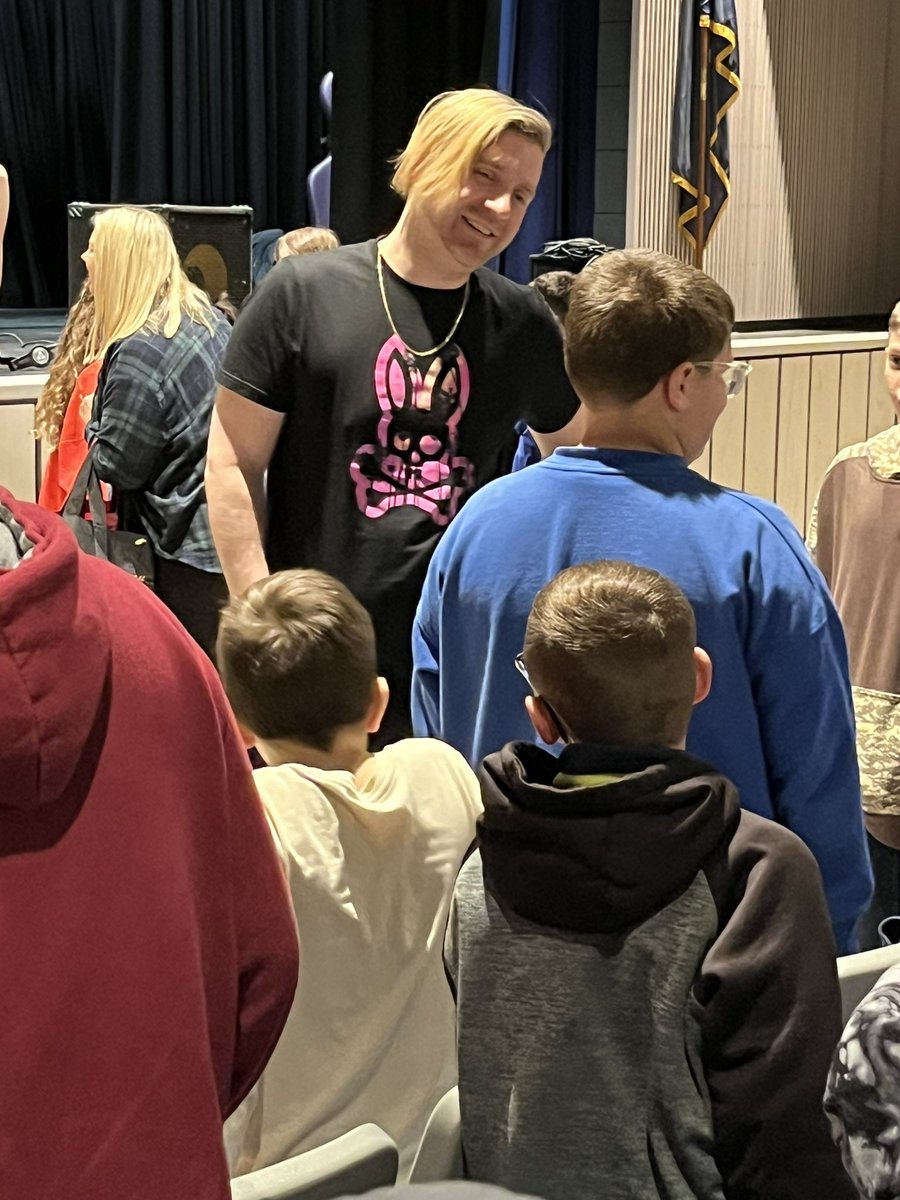 CocEdFoundation's tweet photo. 3rd, 4th, and 5th grade students enjoyed a performance by Cello Fury at Cocalico High School.  Opportunity funded by CEF. https://t.co/VnGiXGrch0
