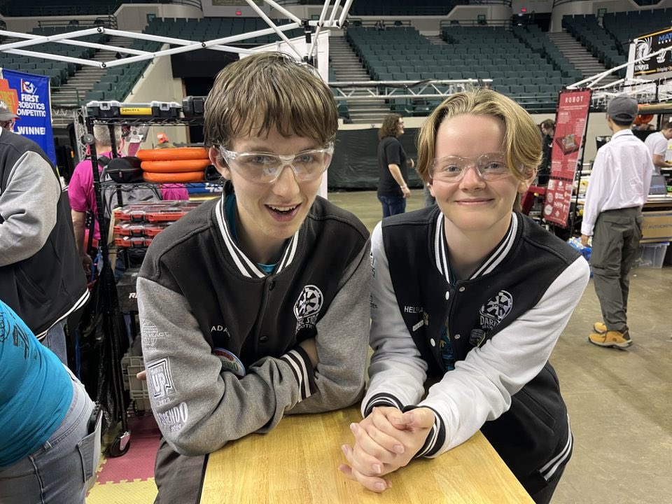DarkSideRobots's tweet image. Practice and inspection day at the Buckeye Regional FIRST Robotics Competition