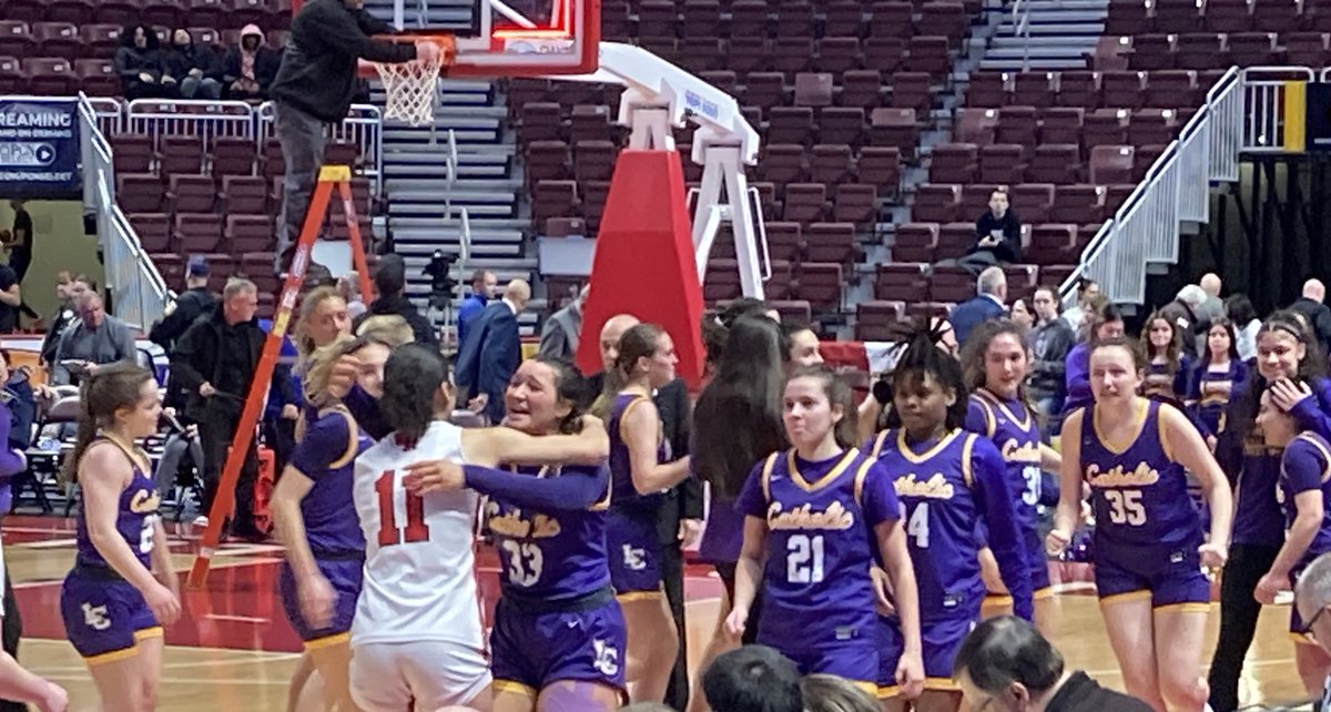 Congratulations to awesome group of girls for an amazing game time. You made this LCHS parent PROUD for your go-getter, never give up drive on the floor!#bballfamilyfaithfuture @kennylinafp @LCHS_GBBall
