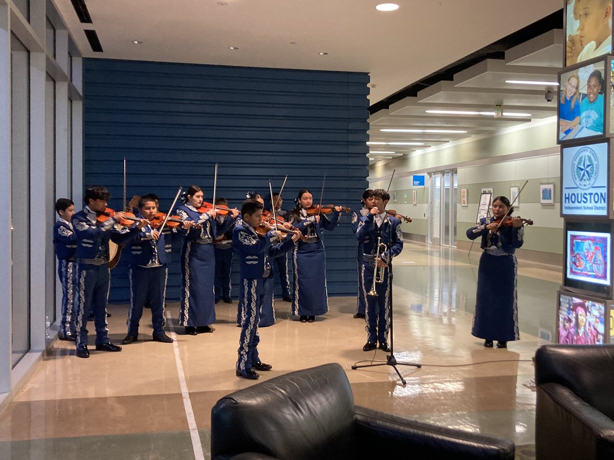 My @MeyerlandMS Mariachi Ensemble did an outstanding job performing for @TeamHISD principals this week! I asked what I could do to thank them. They asked for @ShipleyDo_Nuts 🍩 😄 They remind me day after day that they are still kids through and through.