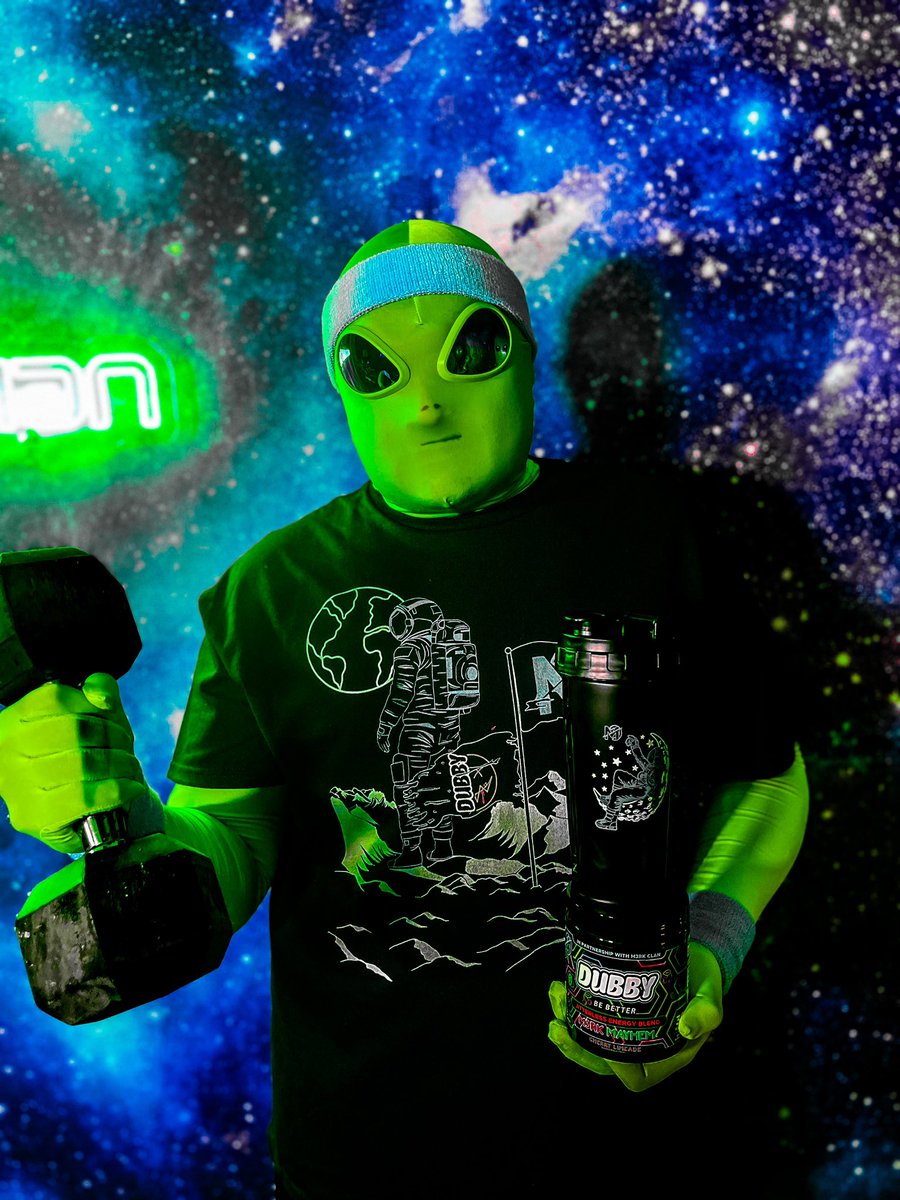 Lifting with Earth’s🌍 gravity is easy- but even easier when @DubbyEnergy & @M3RKCLANGAMING got your back🦾👽🛸🟢🎮