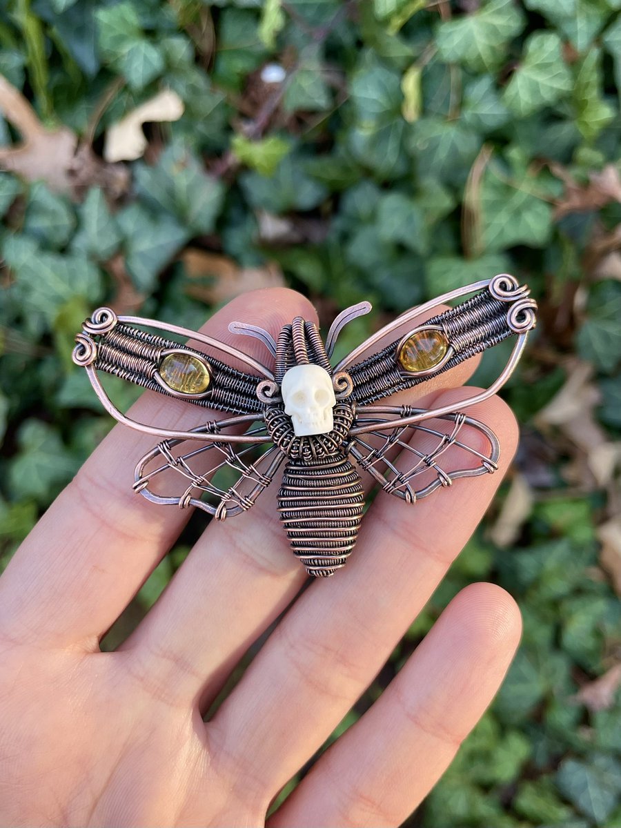 I made a death’s head moth pendant for the first time in almost a year & a half! 💀💛 Super happy with how it turned out