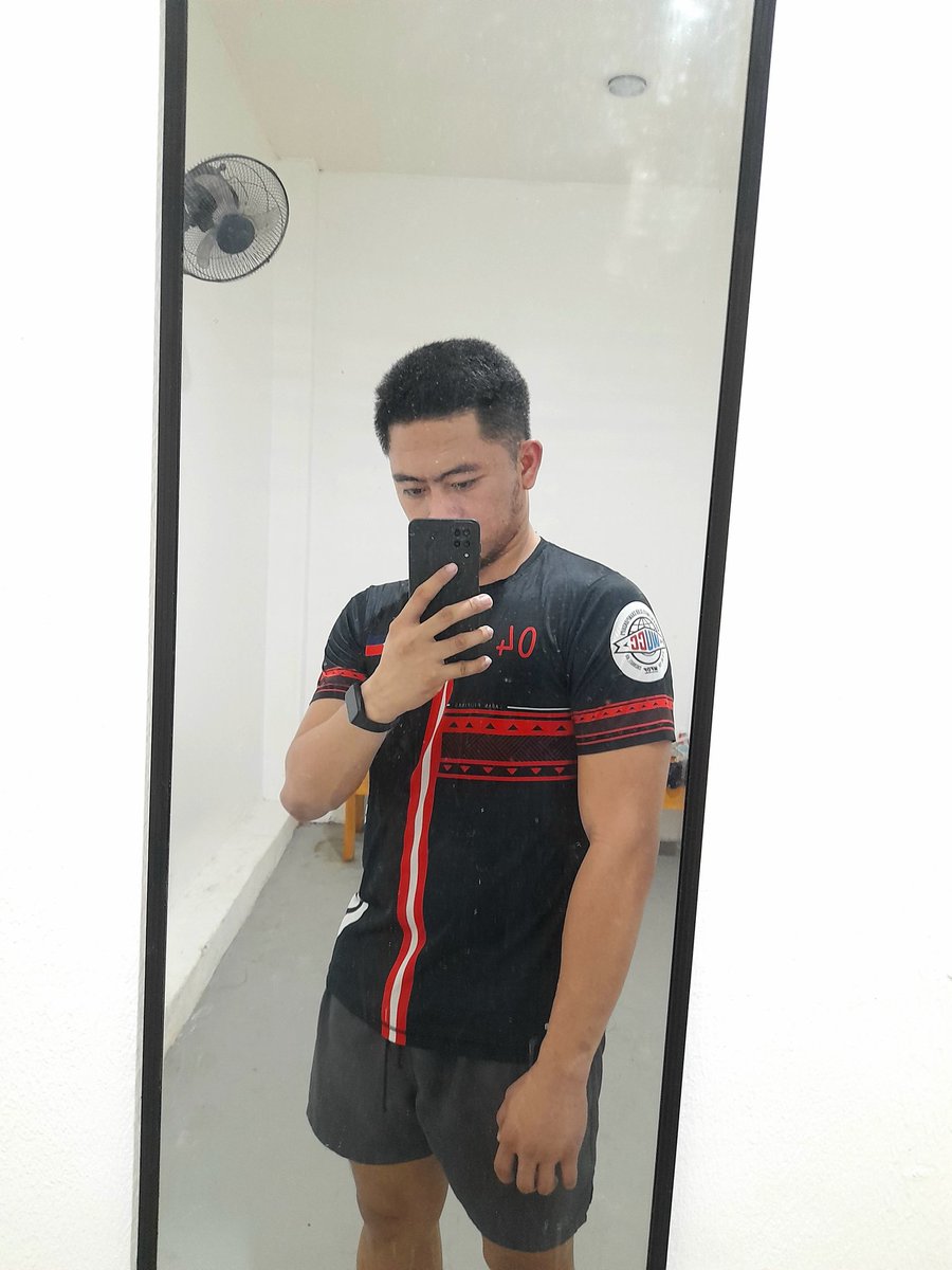 SmithRaphaelRa2's tweet photo. kalma lang, ako lang to 😉 https://t.co/SYmE7cjKfT