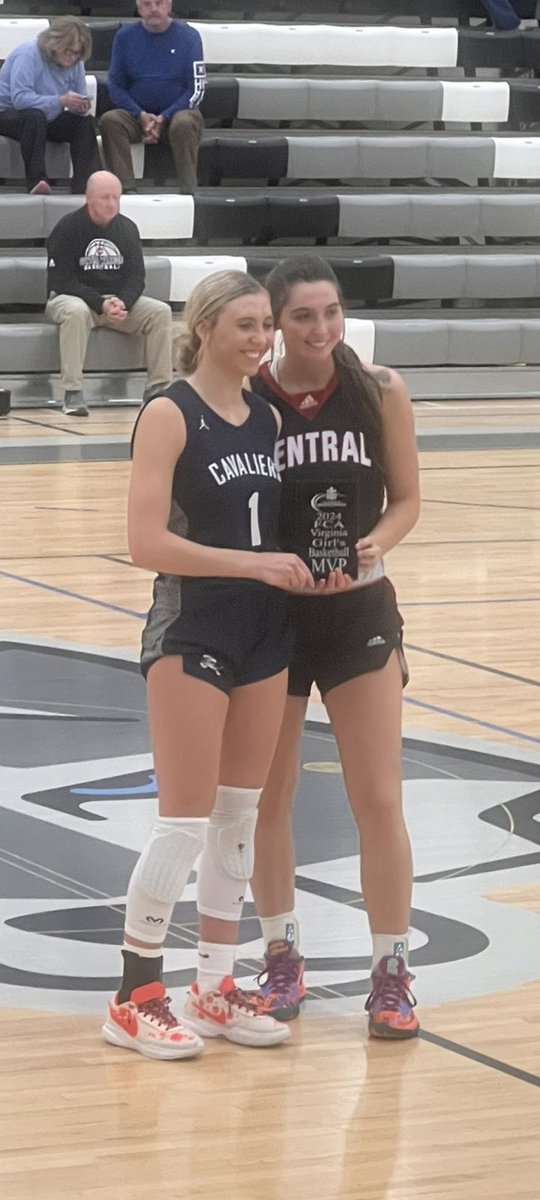 What a game tonight at West Ridge HS.  FCA senior all-star game pitting Virginia seniors vs Tennessee seniors with Virginia coming out on top 90-74 led by Co MVPs <a href="/AlyssaErvin6/">Alyssa Ervin</a>  27 pts and <a href="/madisonjlooney/">Madison Looney</a> 23 pts 27 rebs .  <a href="/DeeDee5x_/">DeeDee Giggetts</a> 18 pts , jada cook 12 pts <a href="/PGHVirginia/">Prep Girls Hoops Virginia</a>