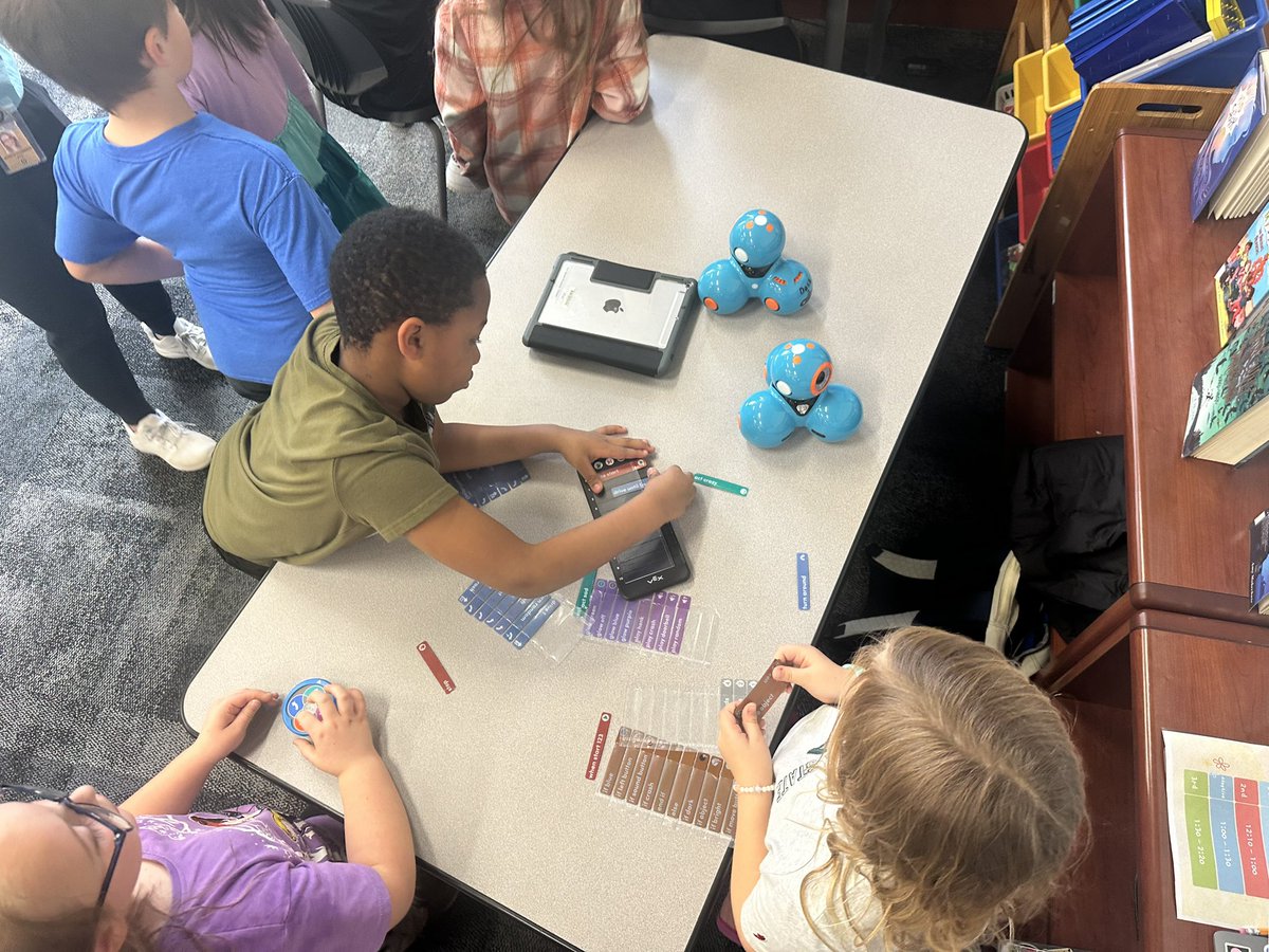 Stephanie Etchison tweet media