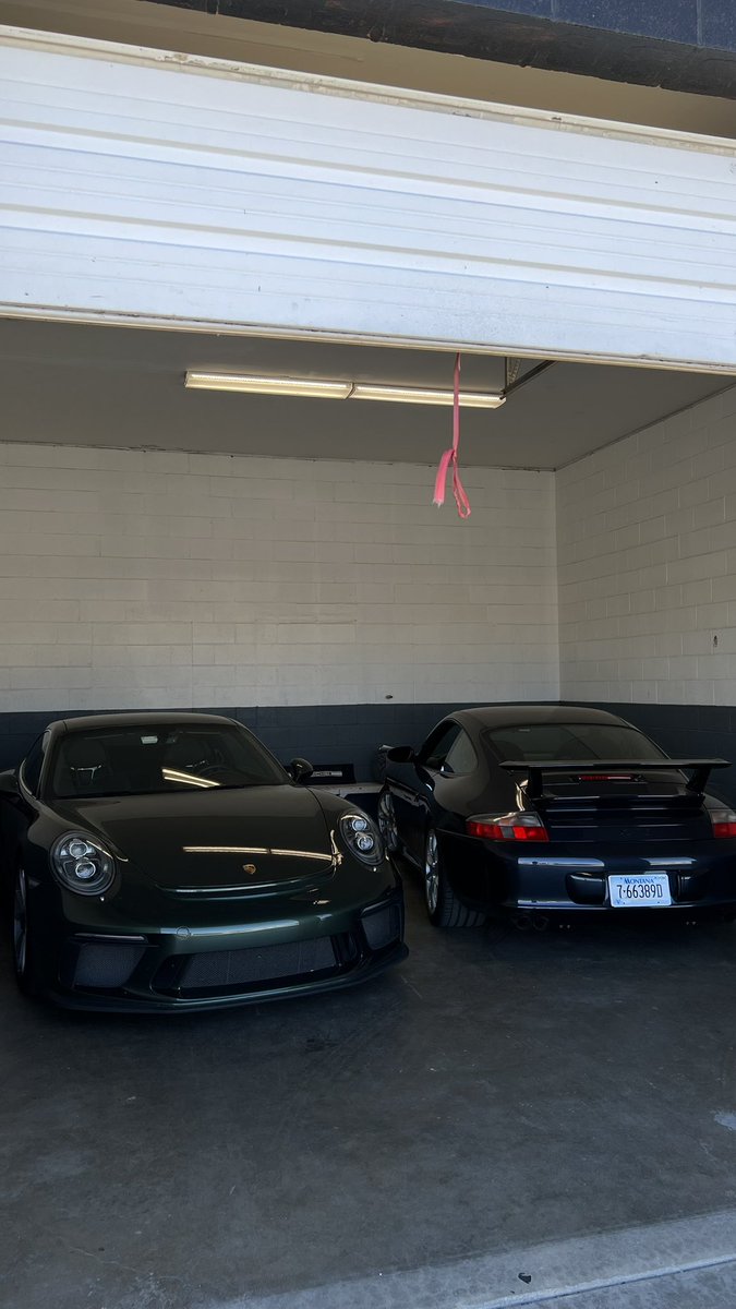 gixxnni's tweet image. Todays track day was nice 👍🏽 #beast #sickomode