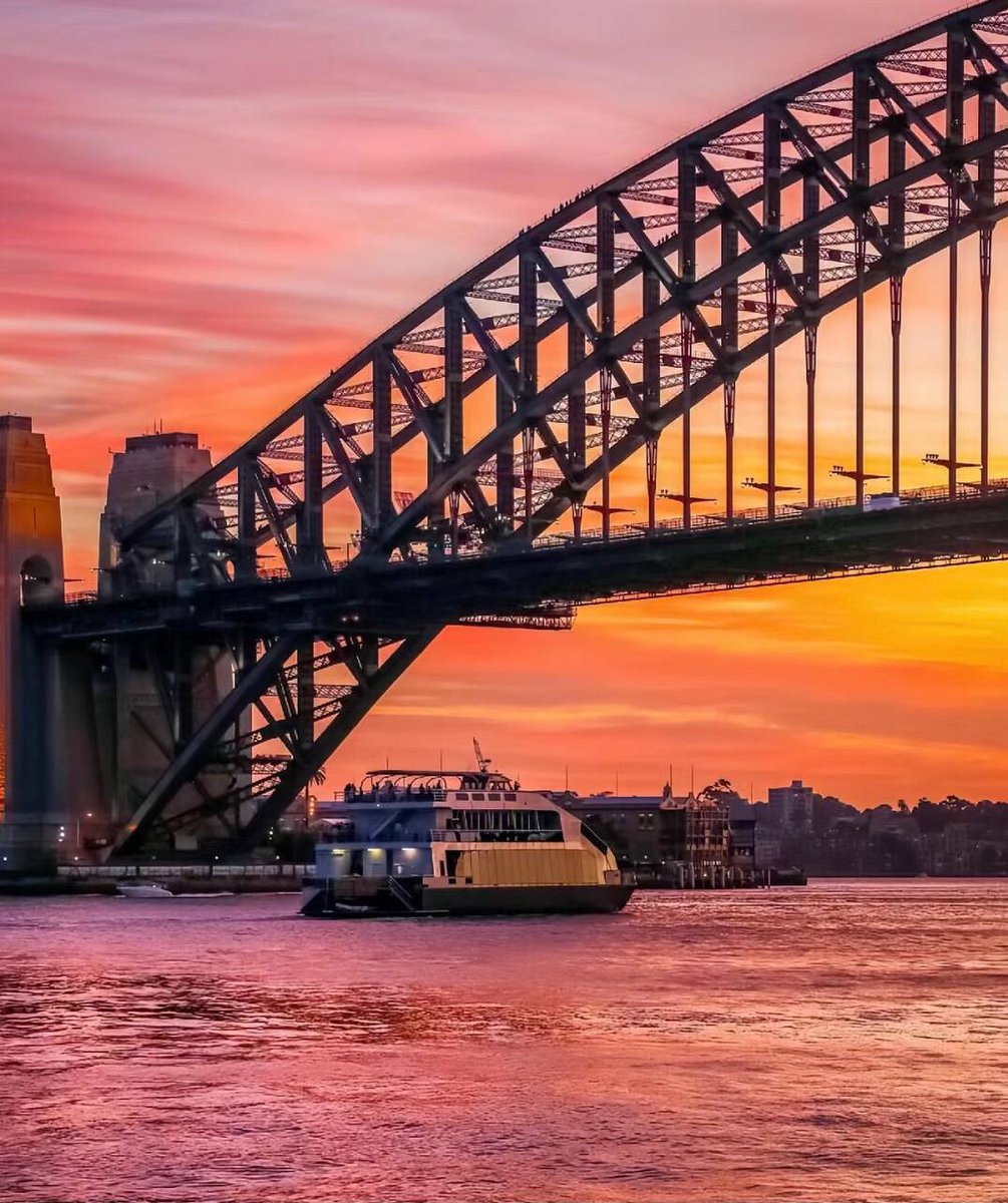Sydney's Stunning Sunset Views #Sydney #harborbridge #photograph