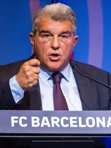 BarcaUniversal's tweet photo. Laporta: "We are alive in La Liga and the Champions League. I expected this at the beginning of the season." https://t.co/Aag51vVho3