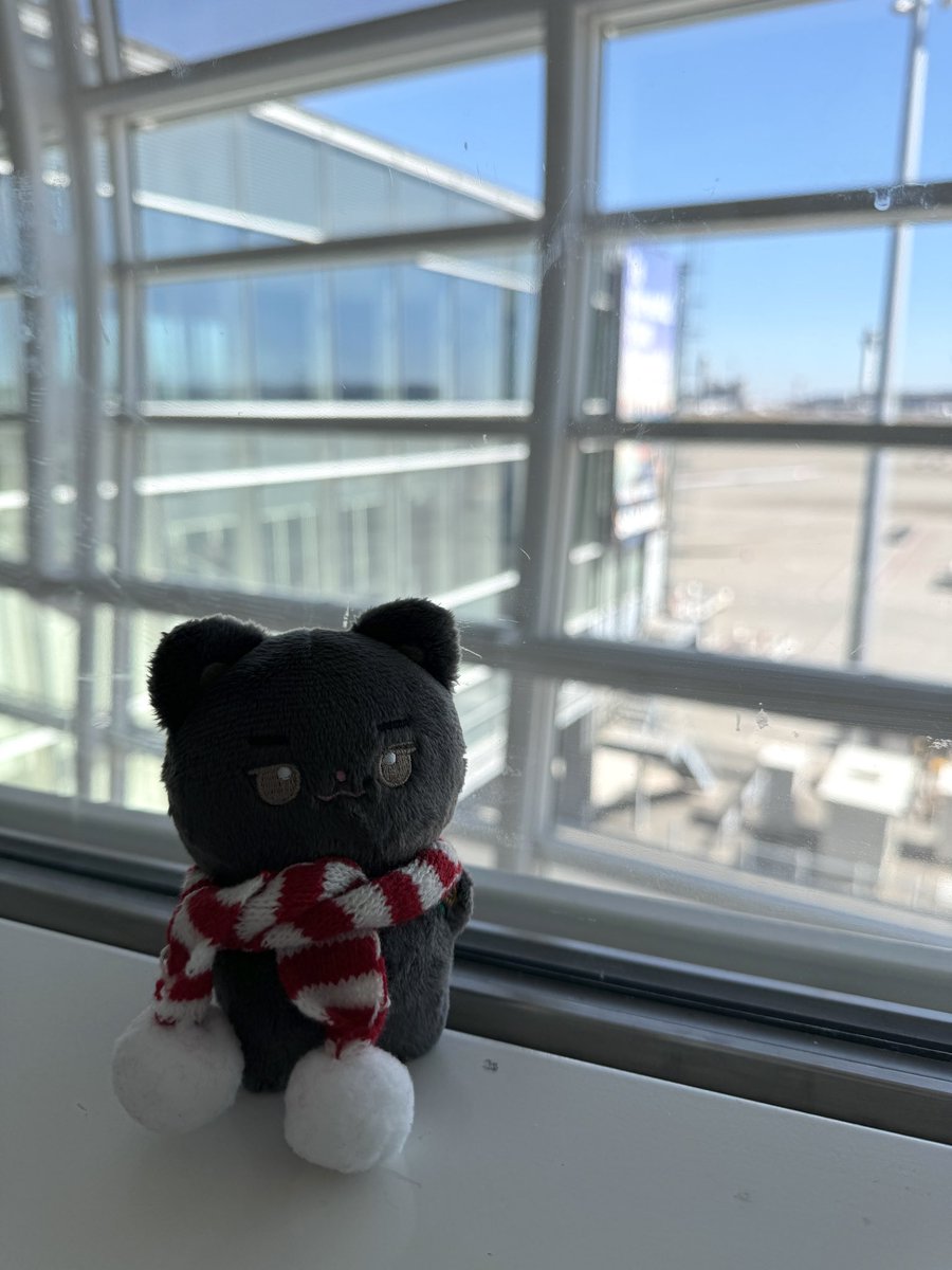blackjjohnny's tweet photo. ✈️🇺🇸 https://t.co/vF9PG3scoI