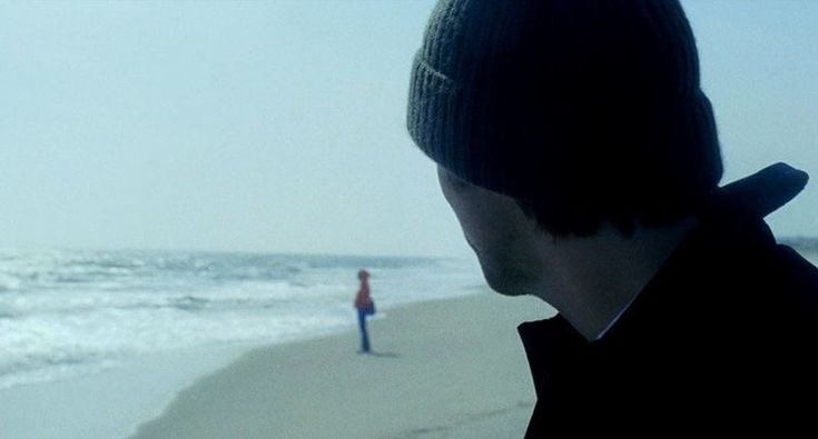 369cinema's tweet image. caring only kills love, a kiss won't bring it back / by louis tomlinson

eternal sunshine of the spotless mind (2004) dir. michel gondry