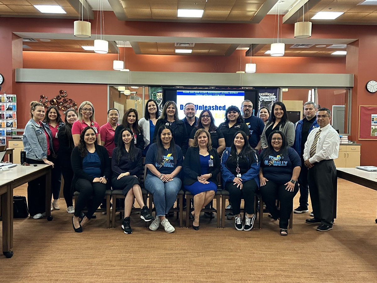NoraRivasGarza1's tweet image. @PSJAISD #dataunleashed…resultsachieved, DURA. Super proud of PSJA Thomas Jefferson TSTEM teachers and campus administrators for their consistency and diligence in analyzing data. Thank you, Mrs. Lizcano, Principal for your leadership. 
#StudentSuccess 
#teacherleaders