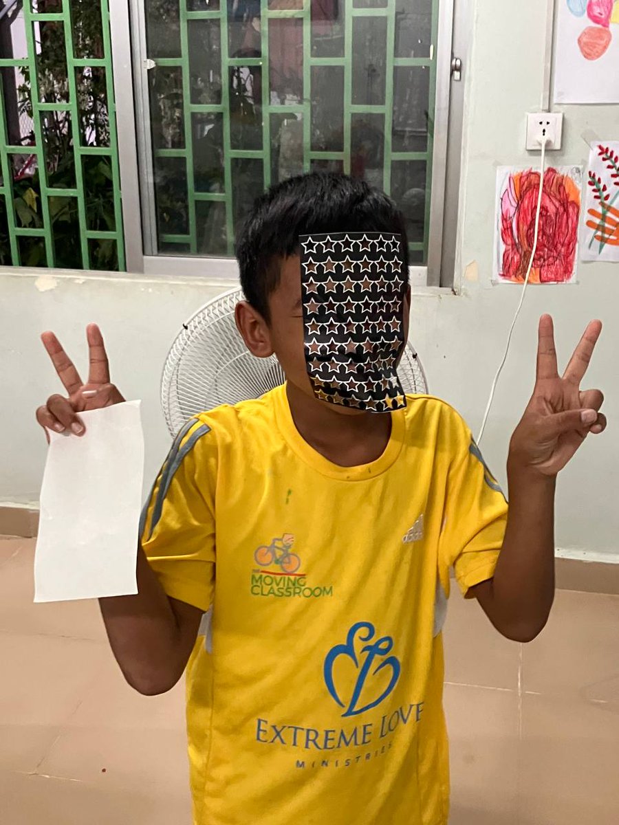 Stickers make class more fun! 😊
One of our Hope House kids having fun with stickers in class 😂
#EducationEmpowers #hope