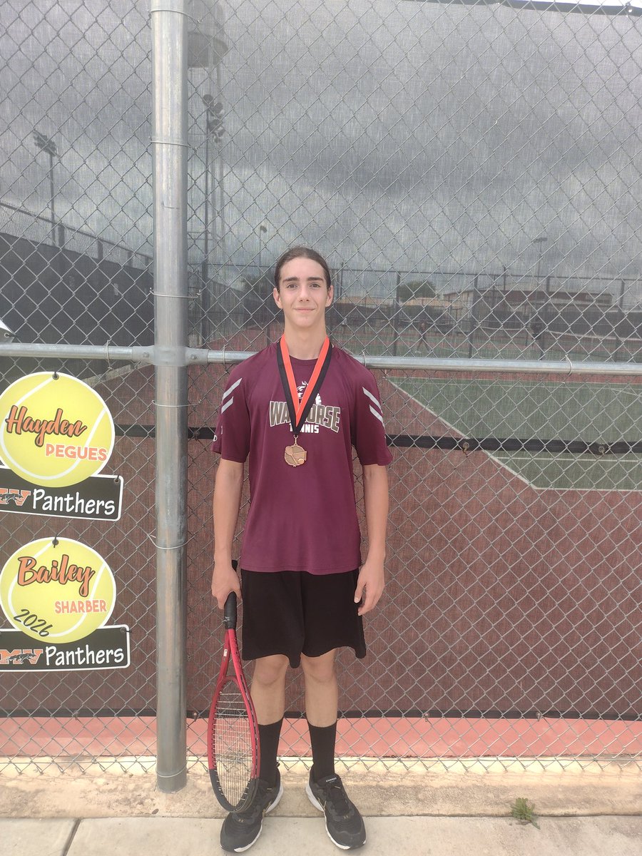 Devine Tennis tweet media