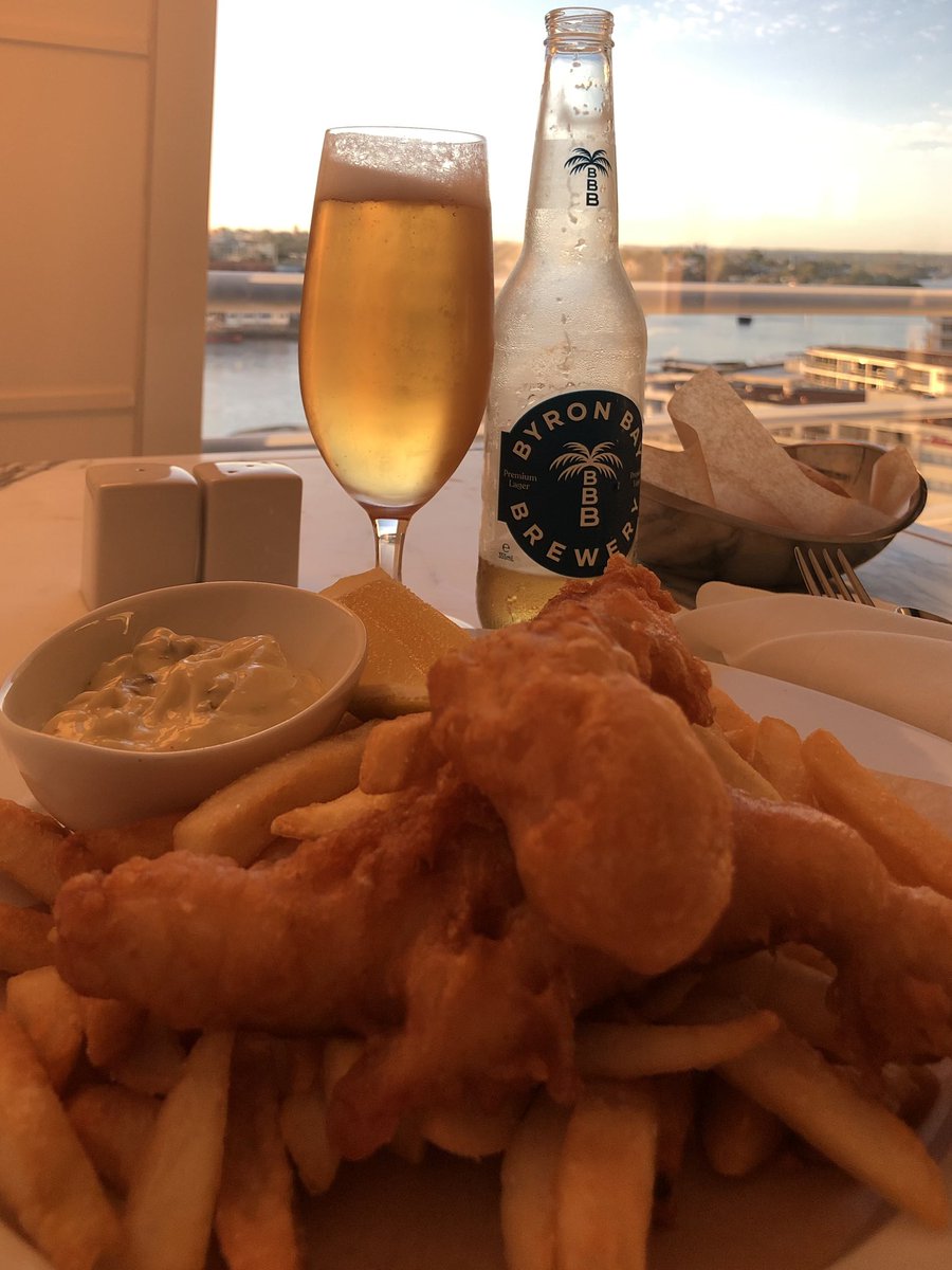 In a world full of options. Let’s choose to delight the senses with a crunch-crunch melody of #FishAndChips. 🎶🎵

#SimpleMeal #FishBliss #CrunchTime #LocalFish #Barramundi #LunchTime #DomesticBeer #ByronBayBrewery #PremiumLager #SydneyHarbor #Sydney #FlyEatDrinkRepeat