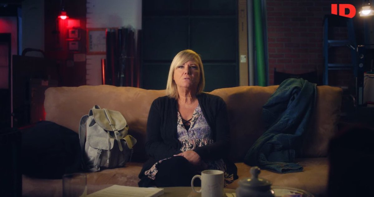 wowreallyraven's tweet image. #QuietOnTheSet exposed a lot of things but these parents aren’t being held to the fire enough for me. This woman saw what a grown man had sent her daughter. She was in tears. Instead of notifying someone, she said “I’ll just keep her far away from him.” No, you’re a villain too.