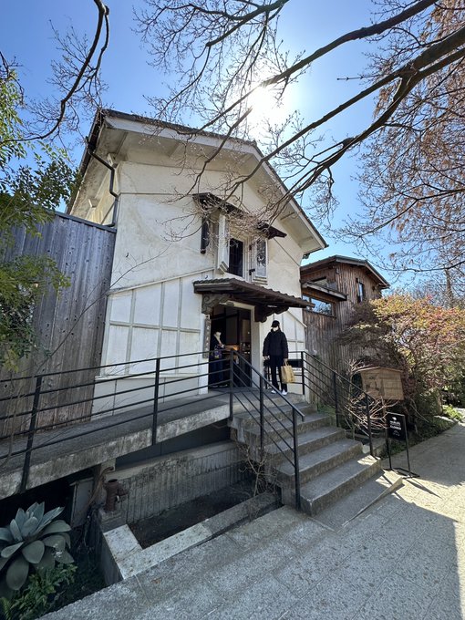 おぉ……割と理想的なカフェさいこぅ 