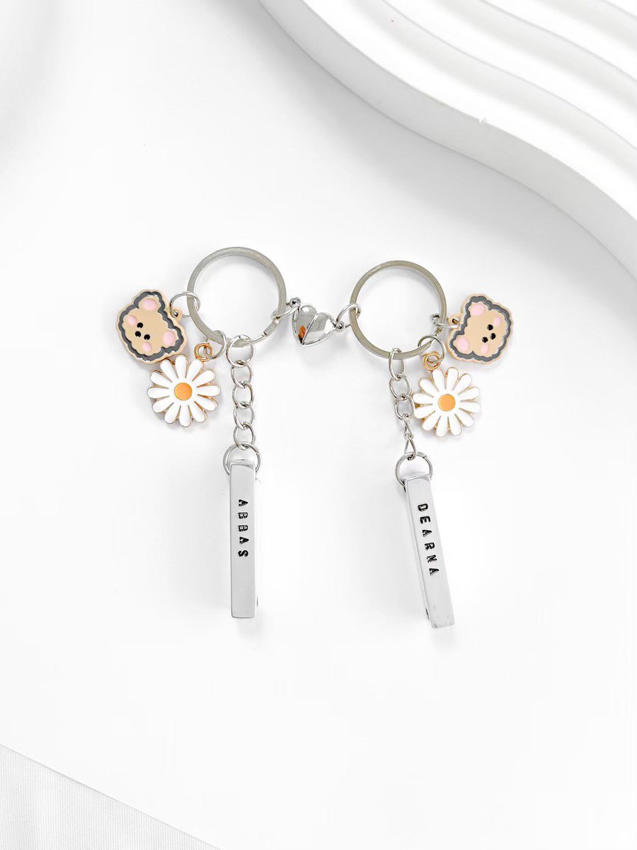 everything_effe's tweet image. ♡̩͙  พวงกุญแจ สลักชื่อ
꙳มีแผ่นสลักหลายแบบให้เลือก ✅
꒰•◡̎•꒱꙳105.- / ชิ้น ไม่รวมจี้
 ♡̶ มีจี้ให้เลือก 200+ น่ารักเยอะมาก ราคาจี้+10-20฿
˘͈ᵕ˘͈สั่งเยอะส่งฟรี  ✦  
.
#พวงกุญแจ #พวงกุญแจลูกปัด #ของขวัญ #ของขวัญปัจฉิม #สั่งทำ #ของดีบอกต่อ #พวงกุญแจสลักชื่อ