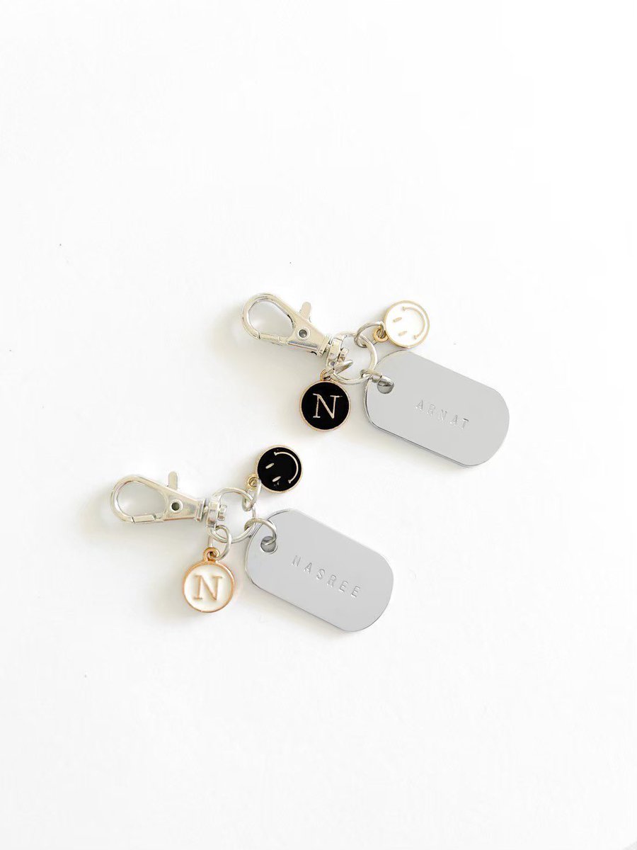 everything_effe's tweet image. ♡̩͙  พวงกุญแจ สลักชื่อ
꙳มีแผ่นสลักหลายแบบให้เลือก ✅
꒰•◡̎•꒱꙳105.- / ชิ้น ไม่รวมจี้
 ♡̶ มีจี้ให้เลือก 200+ น่ารักเยอะมาก ราคาจี้+10-20฿
˘͈ᵕ˘͈สั่งเยอะส่งฟรี  ✦  
.
#พวงกุญแจ #พวงกุญแจลูกปัด #ของขวัญ #ของขวัญปัจฉิม #สั่งทำ #ของดีบอกต่อ #พวงกุญแจสลักชื่อ