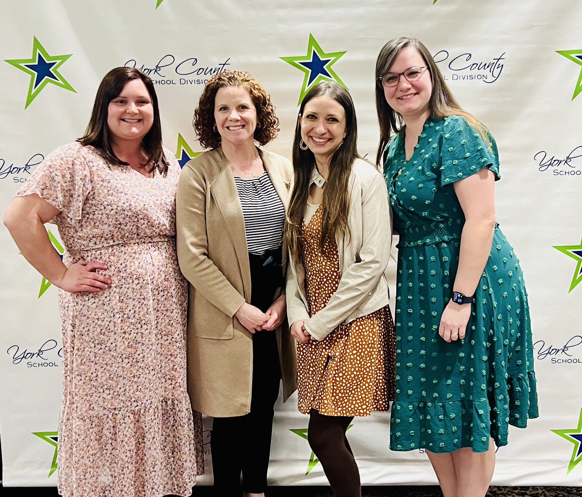 The Grizzlies celebrated the Teacher of the Year, Mrs. Wright GBES; Para of the Year, Mrs. Shaffer GBES and Support Staff of the year, Mrs. Taylor at tonight's @YCSD Star Banquet. #TeamYCSD 💛💚