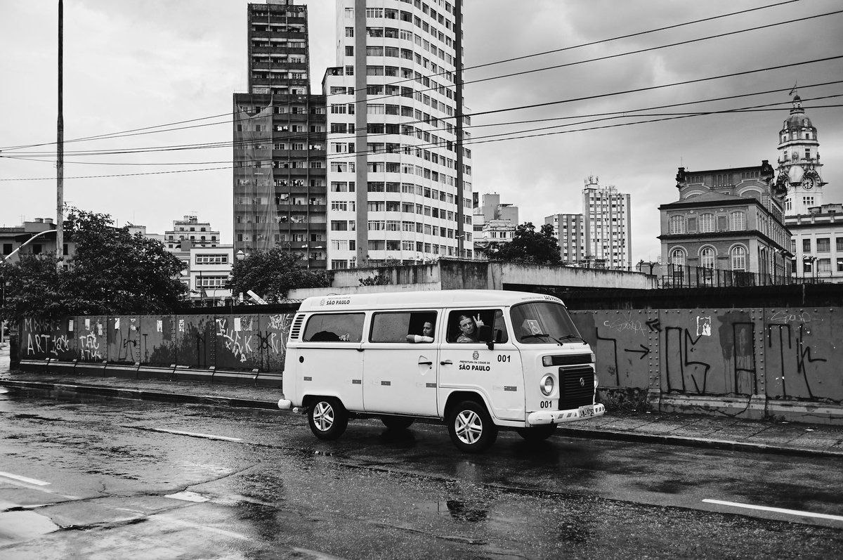 Eine einzigartige Leinwand für dein Zuhause ? Dein Hund würde sich freuen.