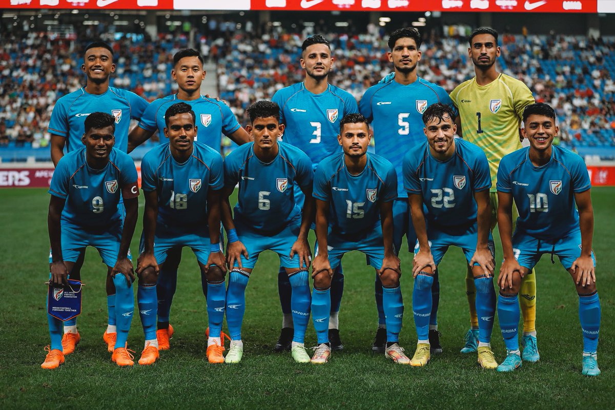 kbfcxtra's tweet photo. 🇮🇳 INDIA U23 🆚 MALAYSIA U23 🇲🇾
👉 Hormipam Ruivah, Vibin Mohanan & Mohammed Aimen 🇮🇳
⏰ 19:30 IST
🏟️ Kuala Lumpur Stadium
🏆 #InternationalFriendly
#MASIND https://t.co/TmYhyt3l4U
