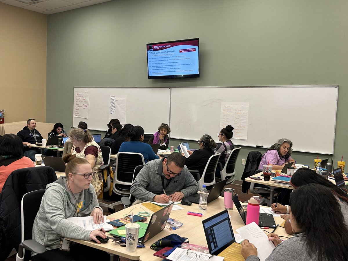 ASCA Model Training today w/ @SueArvidson1 in Gallup McKinley School District. These school counselors are embracing Model work to support their students for best possible outcomes! @ASCAtweets