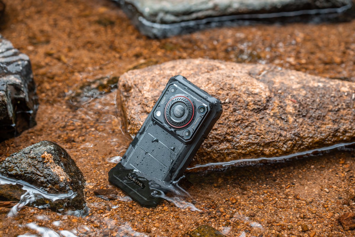 oukitelmobile's tweet photo. Certified by lP68 rating, the Oukitel WP36 can be immersed in 1.5 meter water for up to 30 minutes.
👉Learn more: https://t.co/nrGF9H72tw
#WorldWaterDay #oukitel #wp36 #rugged #outdoorliving https://t.co/cBCwpybLPx