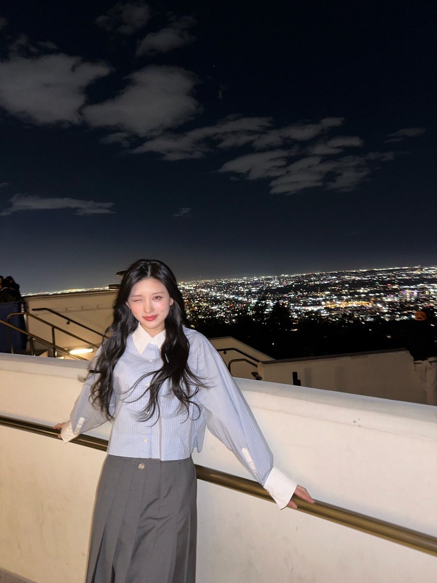 pgaeul's tweet photo. 📷🐿️💭
#IVE #아이브 #GAEUL #가을 https://t.co/bfqhCBM3wp