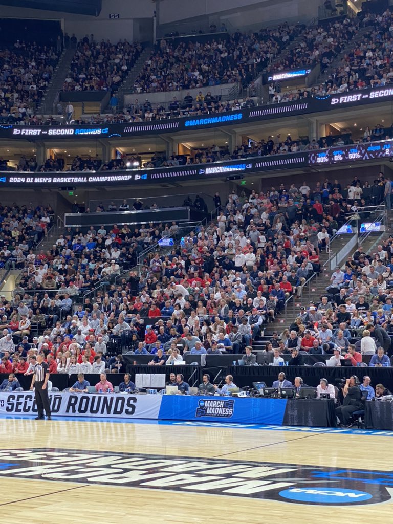 Solid Samford crowd. 1,826 miles from Homewood. #MarchMadness