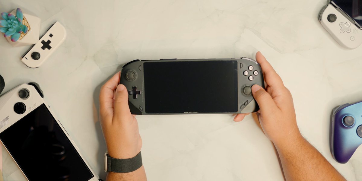 OnexPlayer_'s tweet image. Hey there, #OneXPlayer enthusiasts! Time to shine! Tag us in your pics and vids! 🚀
credit to @Game_Tech_Talk