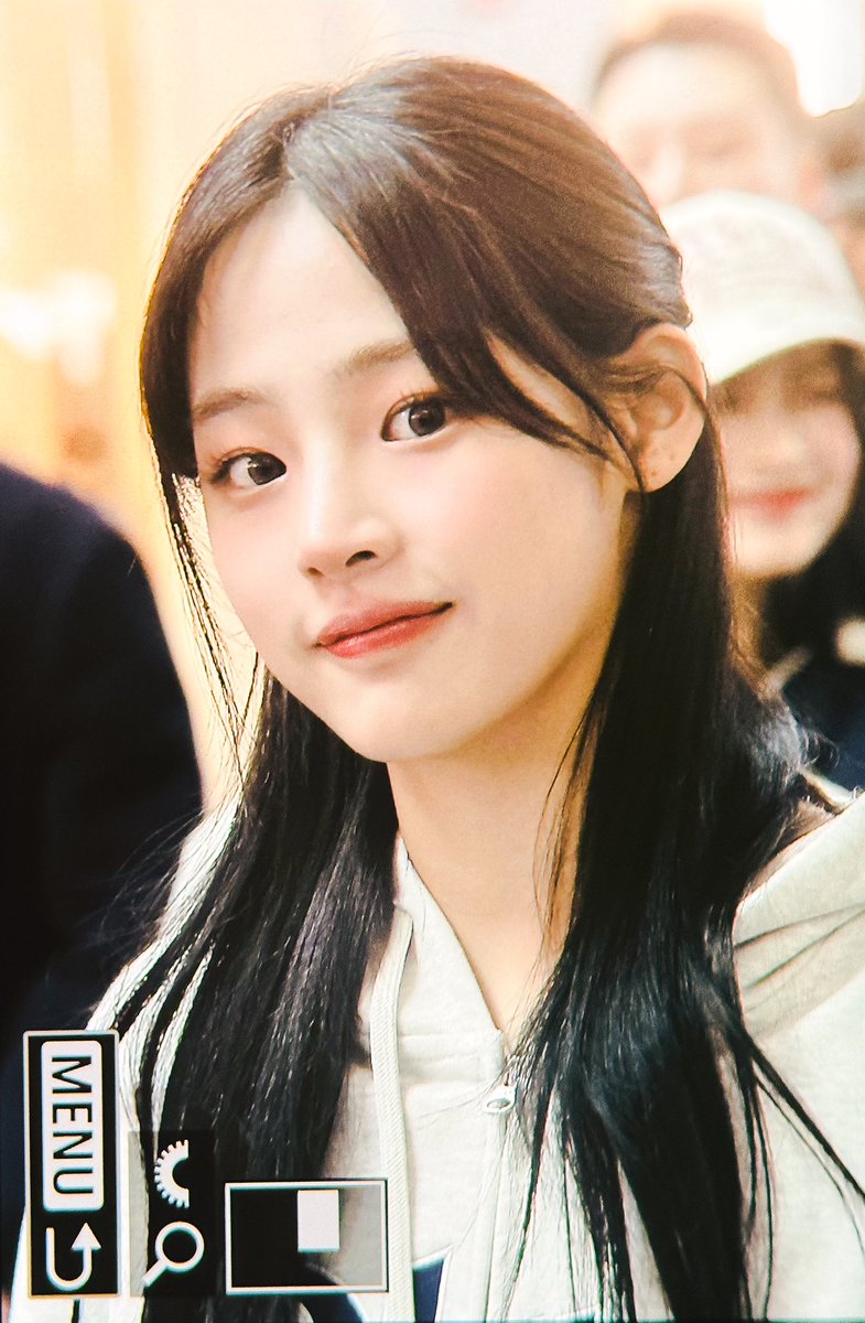 Bleu_0507's tweet image. 240322
오늘도 너무 너무 이쁘네
#민지 #뉴진스 #MINJI #newjeans