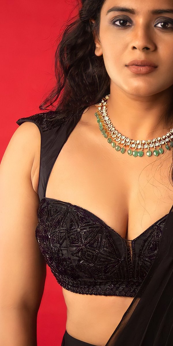 GJPr9ySbcAAEhLR?format=jpg&name=medium