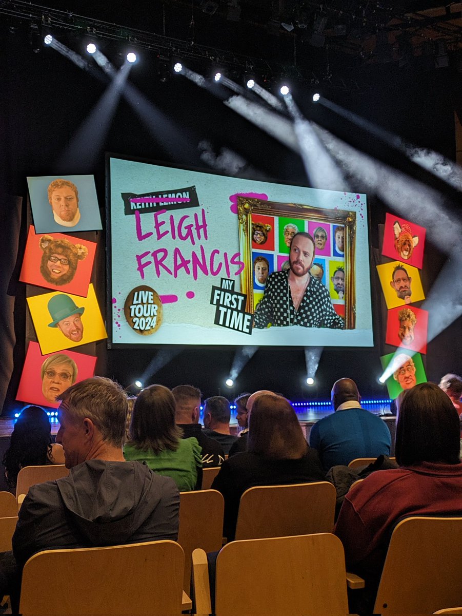 @lemontwittor enjoyed your show tonight in Glasgow 🥰 still buzzing 🙌❤️🙌 would of loved a pilsner with Myrtle 🍻😂😂😂
