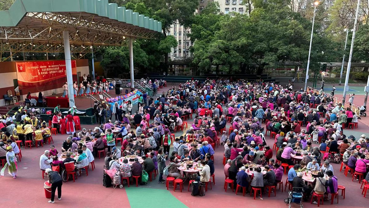 得民心者的天下。21日，香港《維護國家安全條例》通過之際，北區舉行千人盆菜宴慶祝。