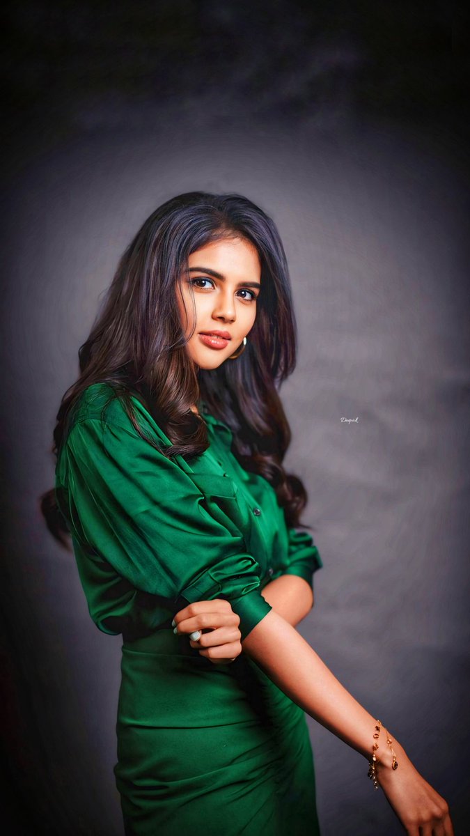 @AnbeKalyani @kalyanipriyan Wishing yuh a beautiful birthday @AnbeKalyani 🥰

#KalyaniPriyadarshan #RetouchFactory