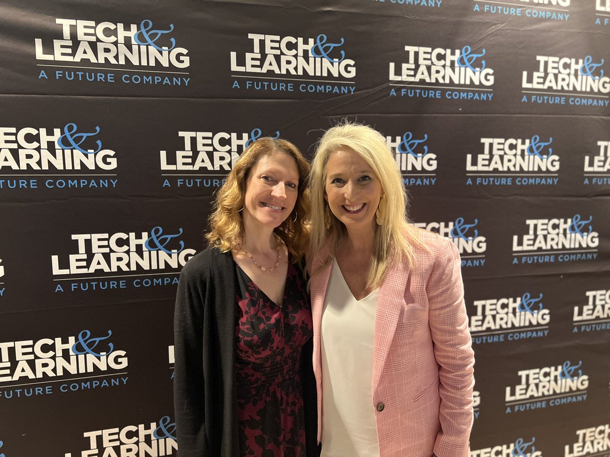 💖Loved seeing some of my favorite people tonight in my city & meeting some new favorite #edtech friends. Thanks @techlearning for the amazing dinner & fun event #TLTechLive #ForEDU