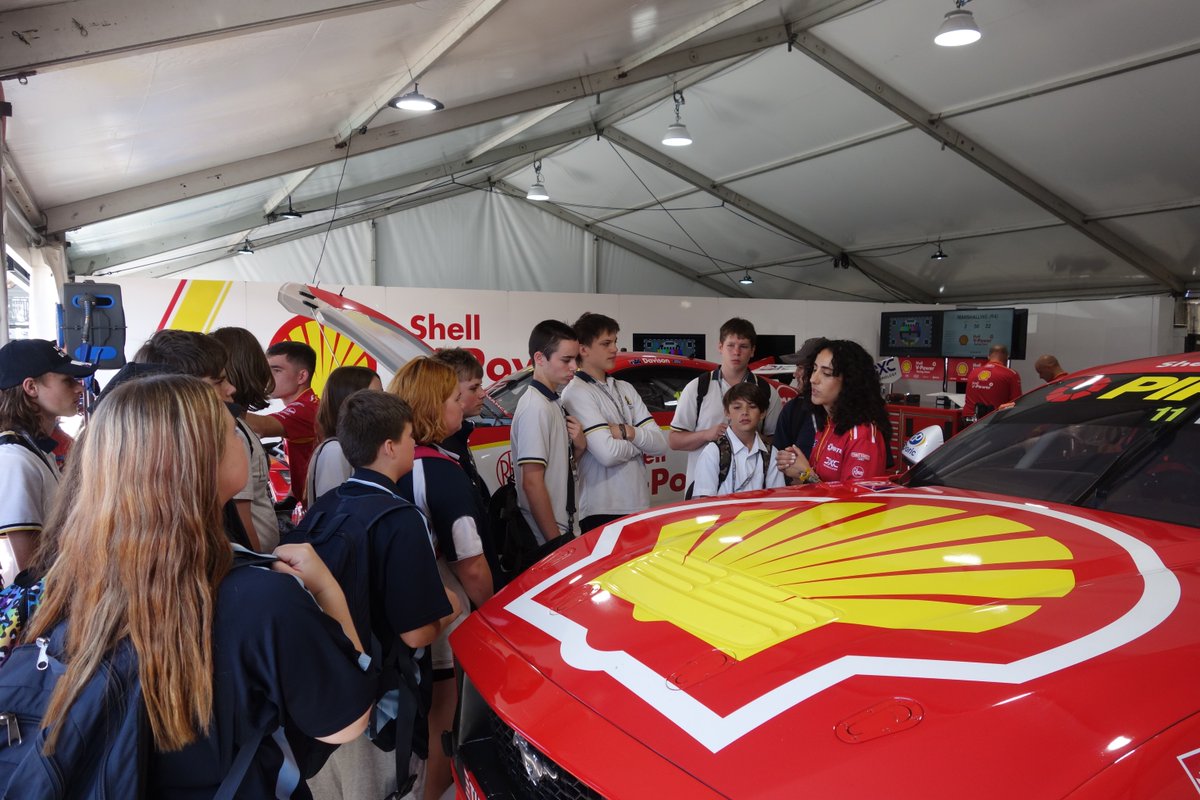 DeadlyScience is at the FORMULA 1 ROLEX AUSTRALIAN GRAND PRIX 2024, and today we were able to bring our deadly learners to visit the V Shell Power Supercars garage to see behind the scenes and explore the possibilities of pursuing a career in STEM.