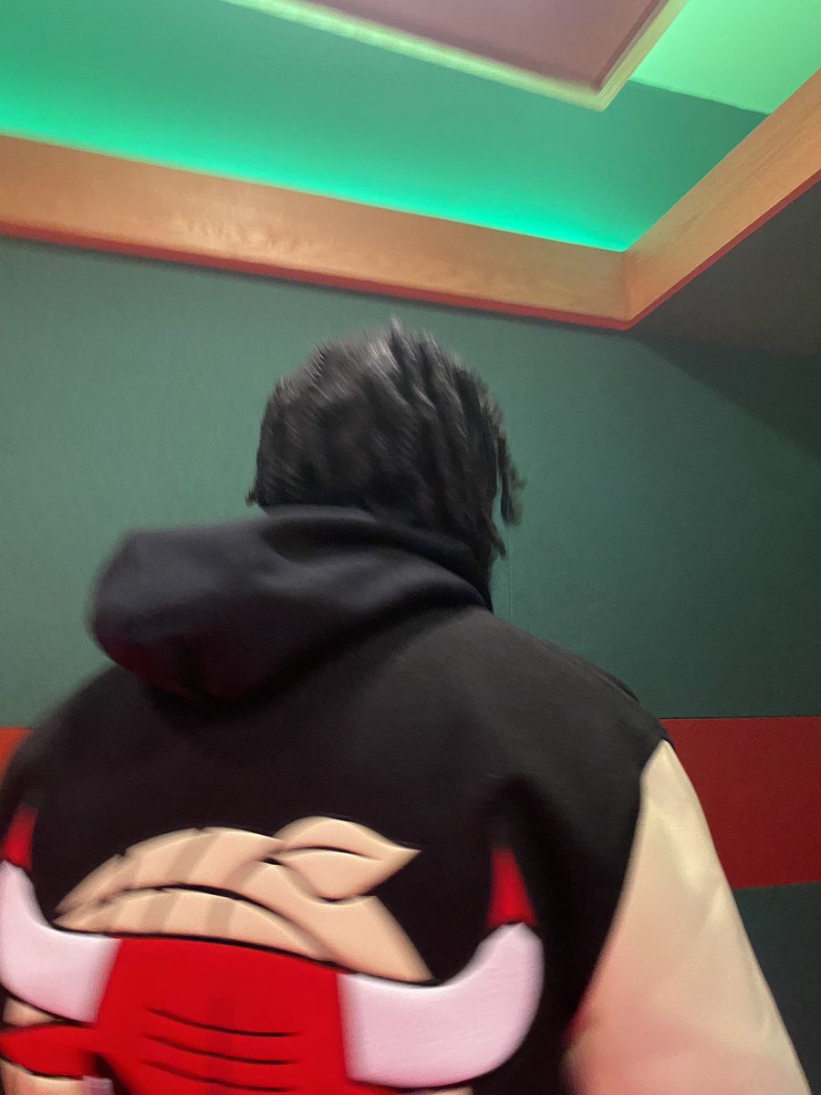 rich_jacs's tweet image. “I used to push lil bro ford 500 like it was a Range Rover” #LLZB #Nephew #StrikeStrike