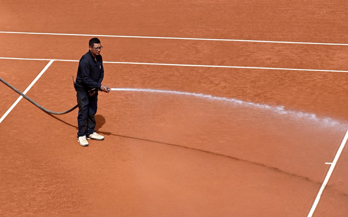 ♻️ Un proyecto de reciclaje de agua pionero en el ámbito deportivo 💦 ✅ El Real Club de Tenis Barcelona-1899 ha implementado un sistema de reciclaje de las aguas grises procedentes de las duchas y las aguas pluviales con el objetivo de ser autosuficiente en el riego de las…